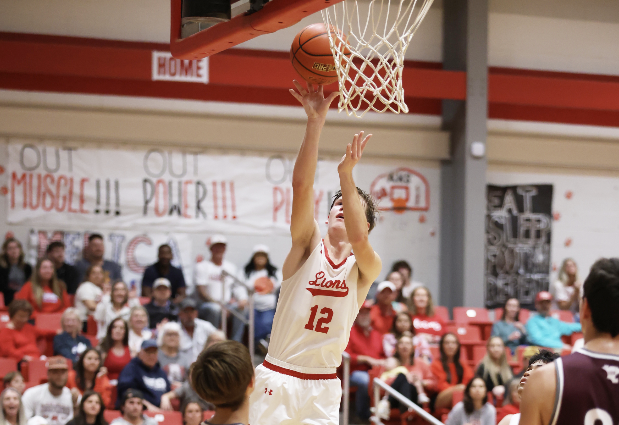 Lions clinch playoff spot with key wins over Anson, Hawley