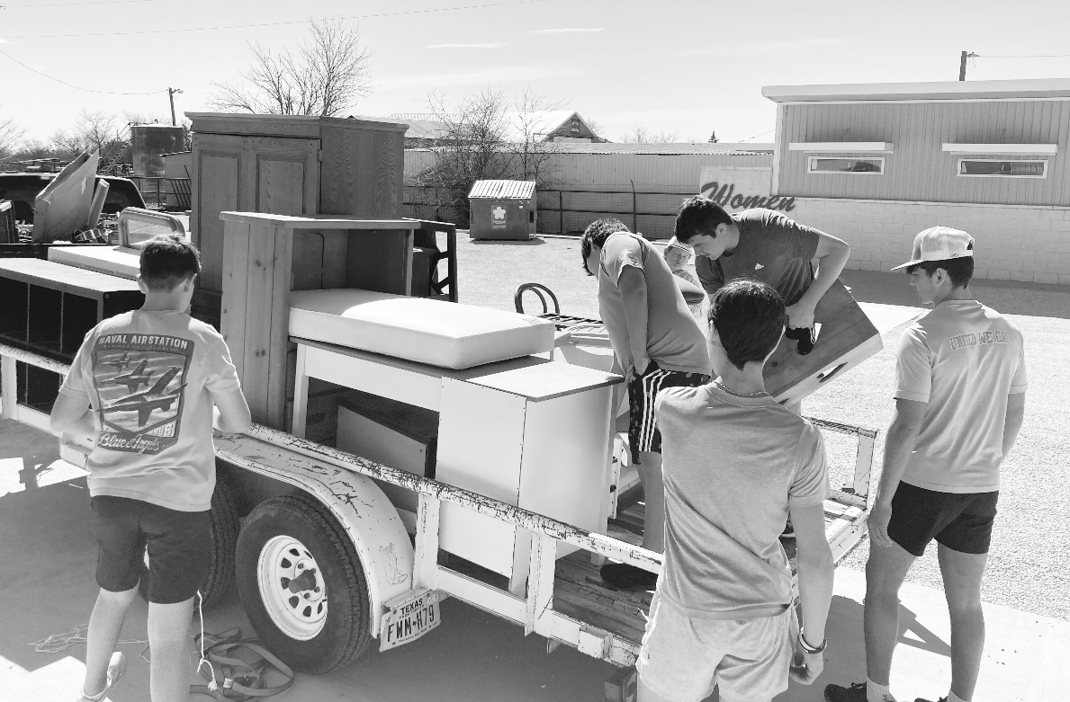 Yard sale, bake sale fundraiser planned  Saturday at Shackelford County Show Barn