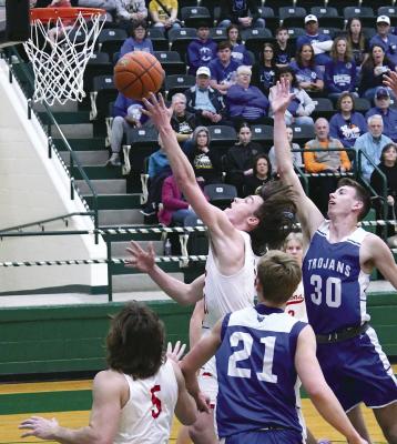 Lions survive bi-district nailbiter