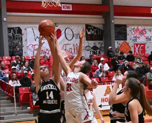 Lady Lions end streak with win over TLCA