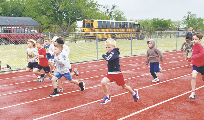 Rainy Weather can’t slow NSES field day